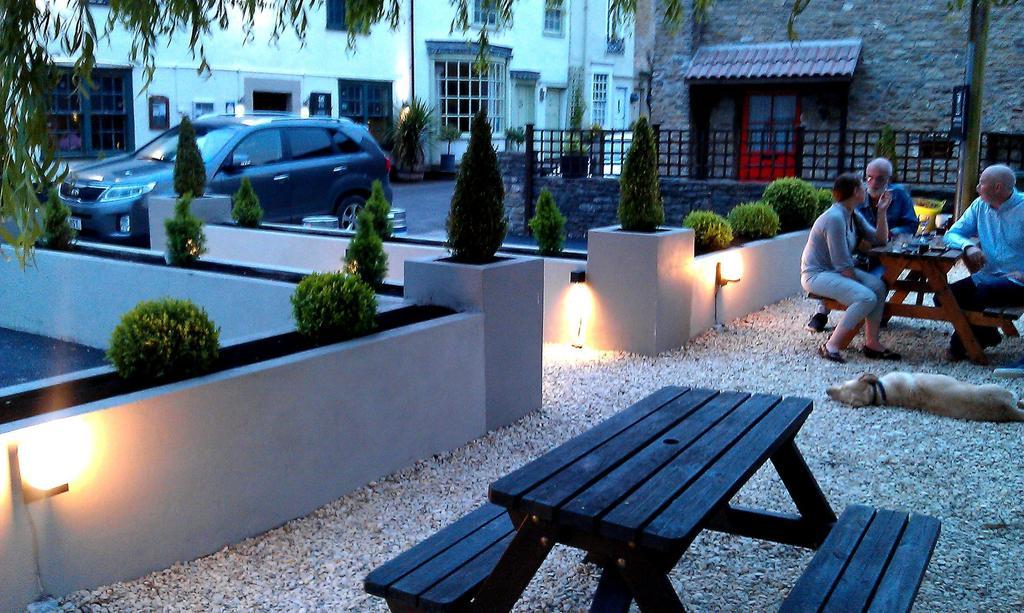 The George At Nunney Hotel Exterior foto